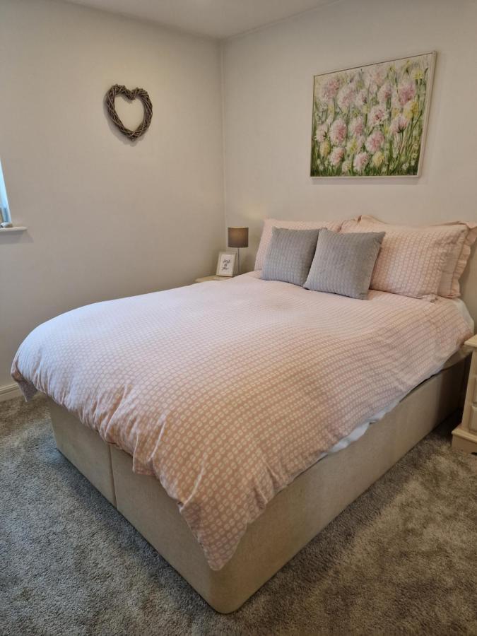 Luxury Modern Apt With Parking On Leigh Broadway Lejlighed Eksteriør billede